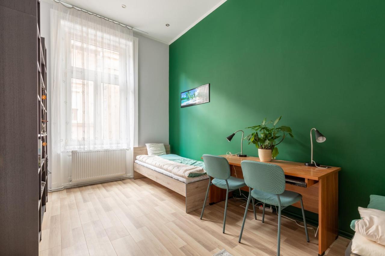 F24 Ferenc Apartment Budapest Eksteriør bilde