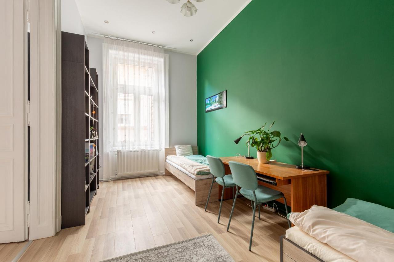 F24 Ferenc Apartment Budapest Eksteriør bilde